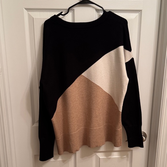 INC Colorblock Oversized Sweater in Black, White, and Tan Size M - Picture 4 of 5